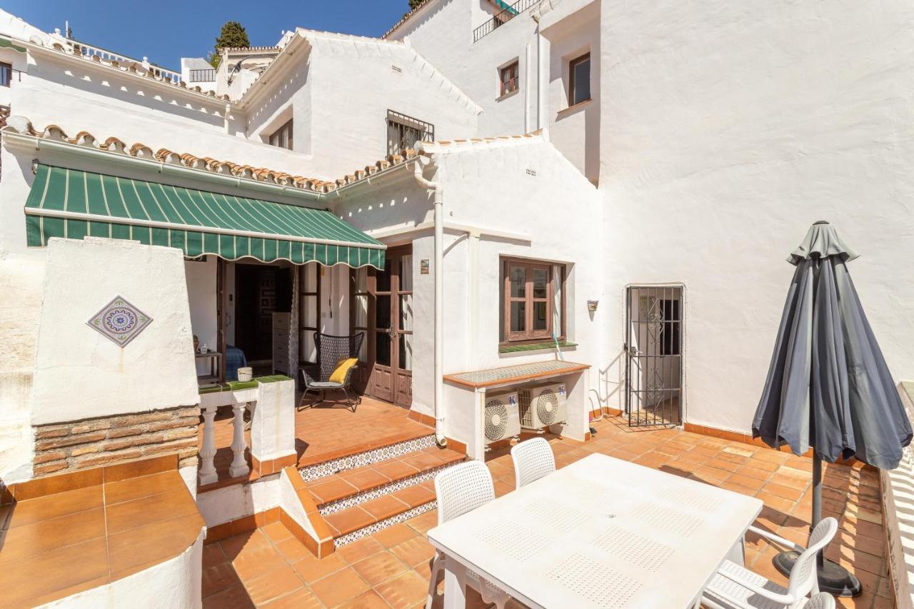 Capistrano Playa Appartement Nerja Buitenkant foto
