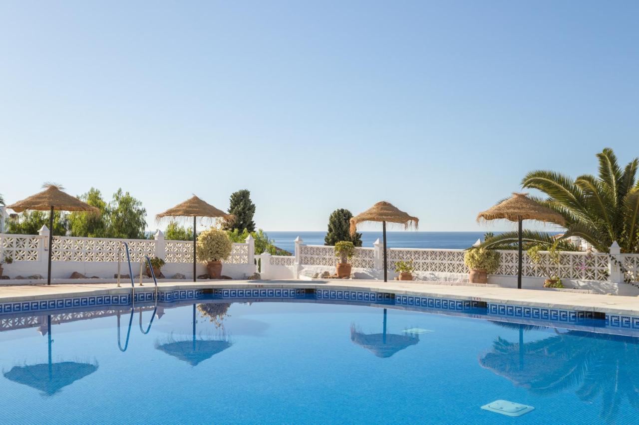 Capistrano Playa Appartement Nerja Buitenkant foto